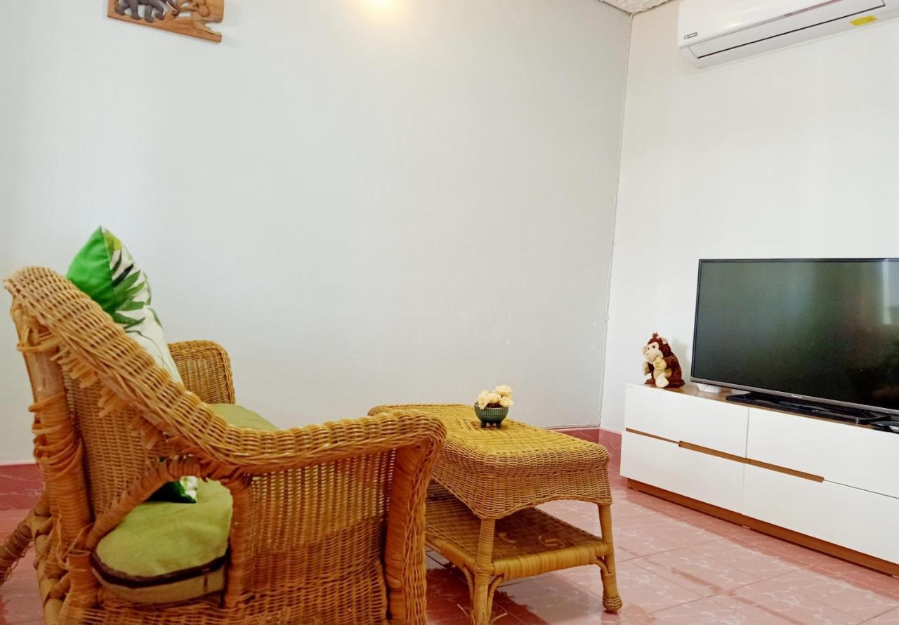 The Whole House Not Share For 5 Guests Villa Hat Yai Dış mekan fotoğraf